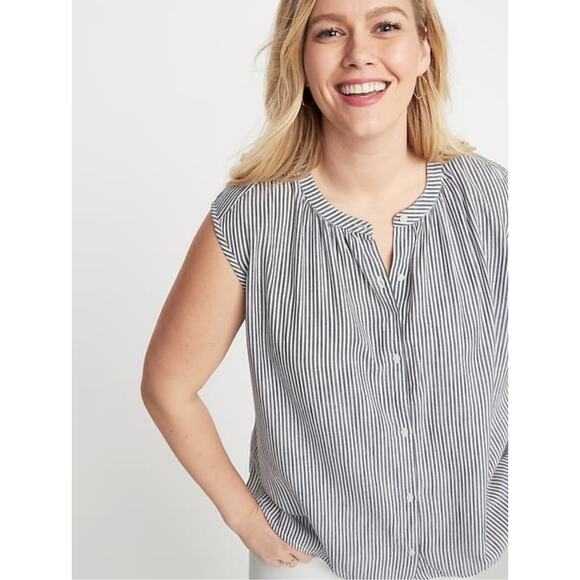 Old Navy Blue and White Striped Sleeveless Blouse size large - Picture 1 of 5